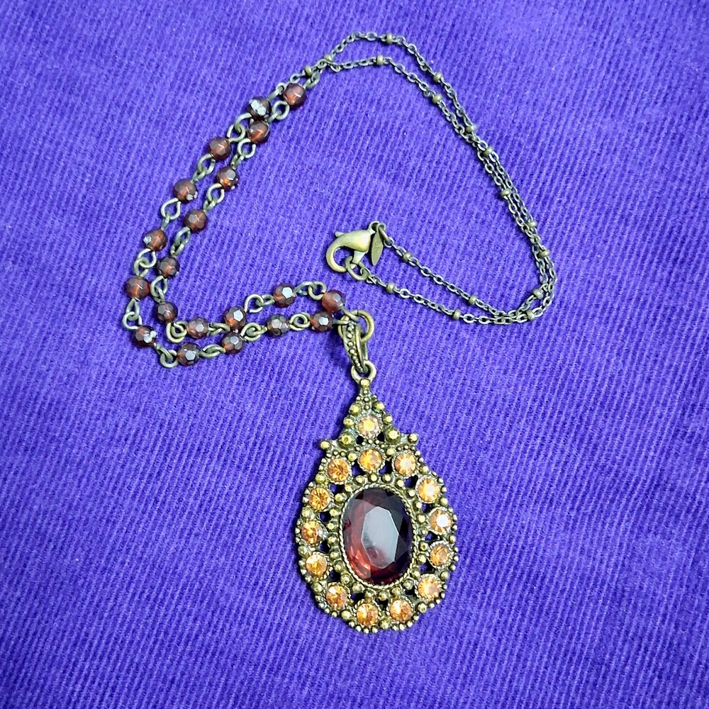 Vintage Avon Victorian Revival Necklace Honey Amber Toned Stone Teardrop Beaded